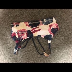 Lulu lemon sports bra